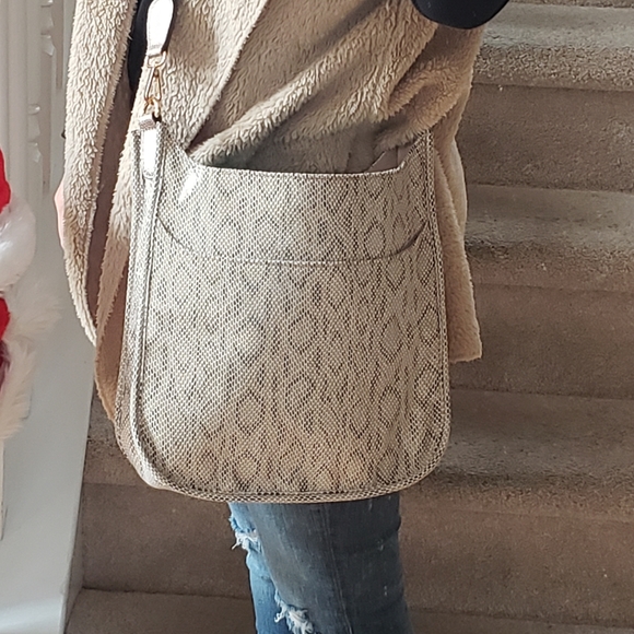 New!! Crossbody snakeskin bag - Picture 2 of 8